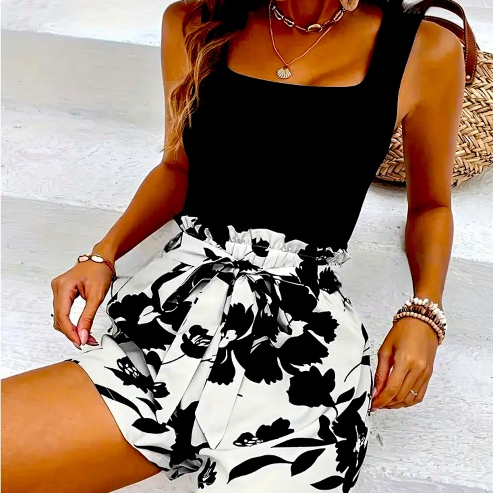 Women’s tank and shorts 🌸